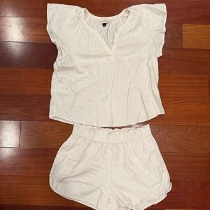 Universal Thread White Linen Blend Set